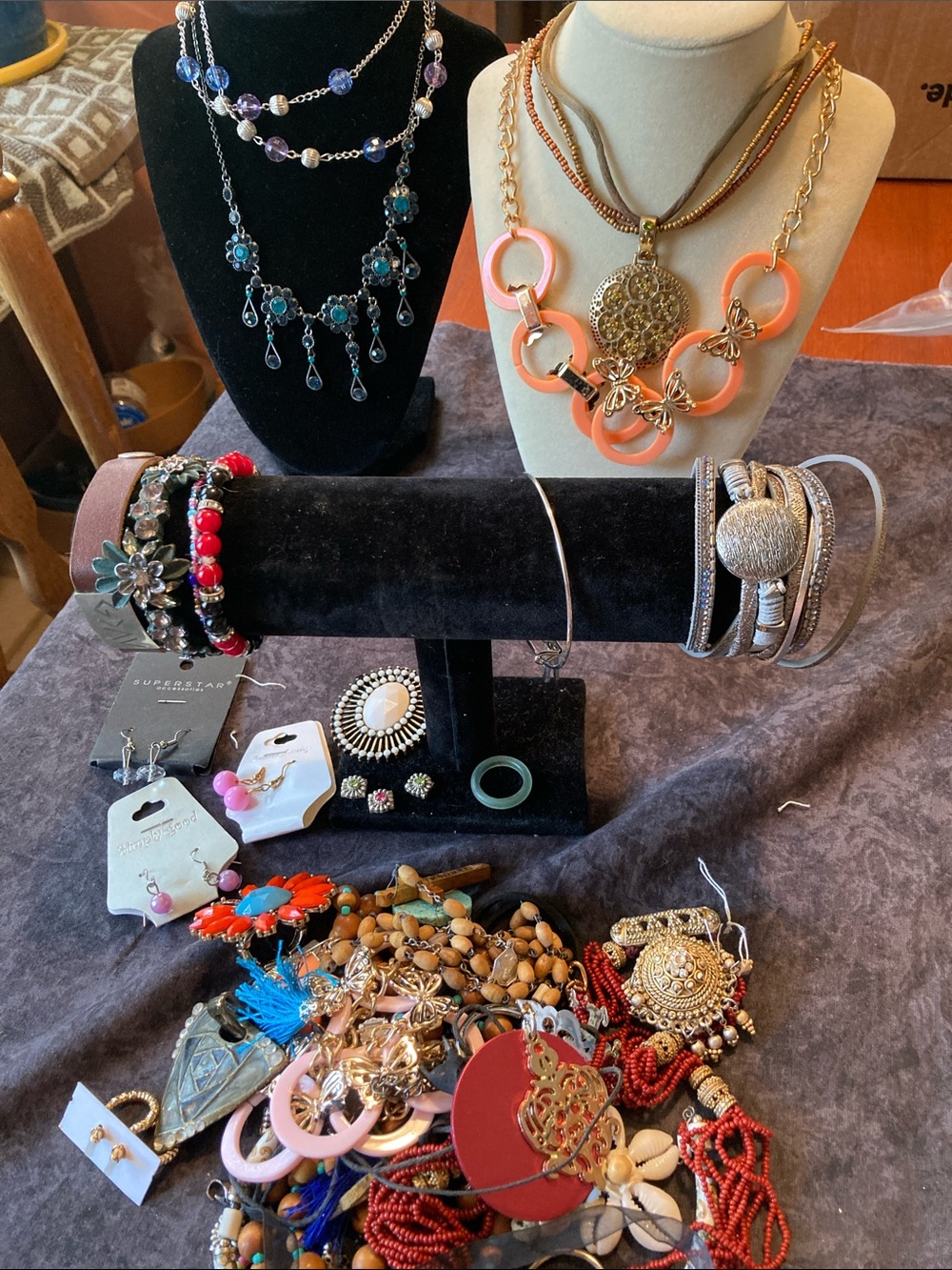 Broken & Salvage Jewelry lot